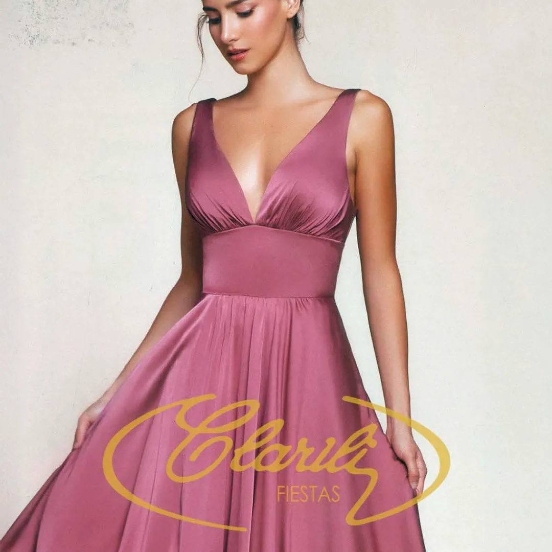 Clarili Fiestas. Vestido largo. 2026