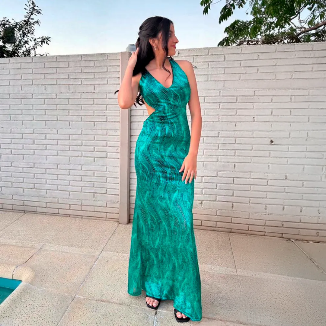 Clarili Fiestas. Vestido Largo. @benitezstella19